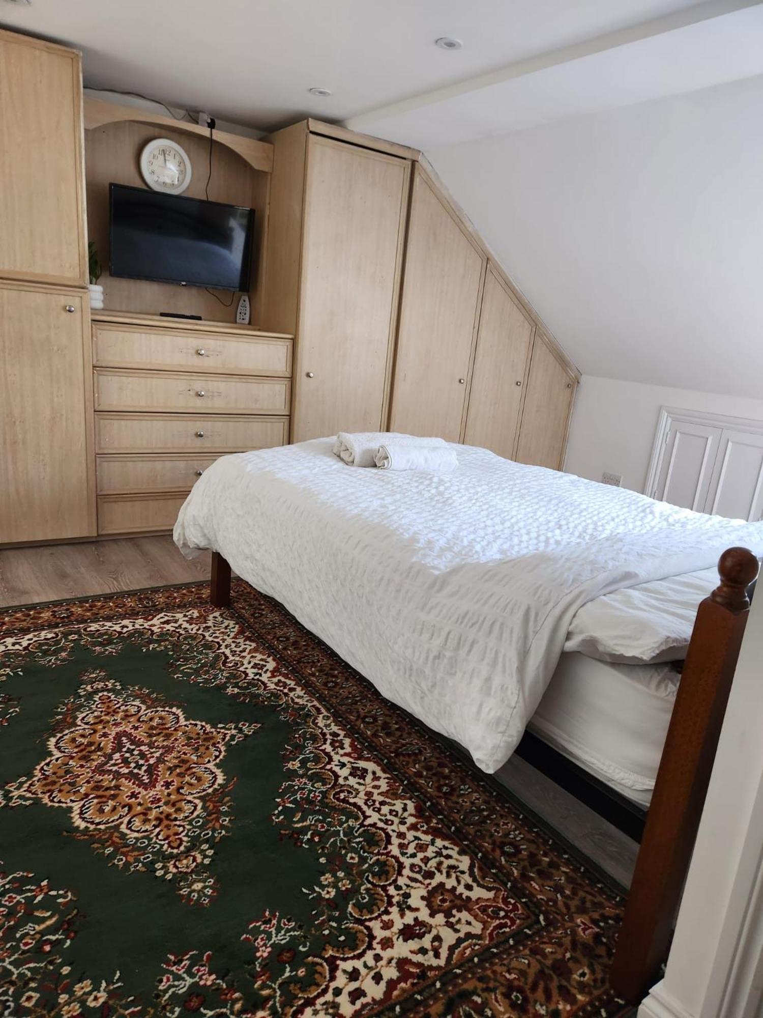The London En-Suite Ilford Exterior photo