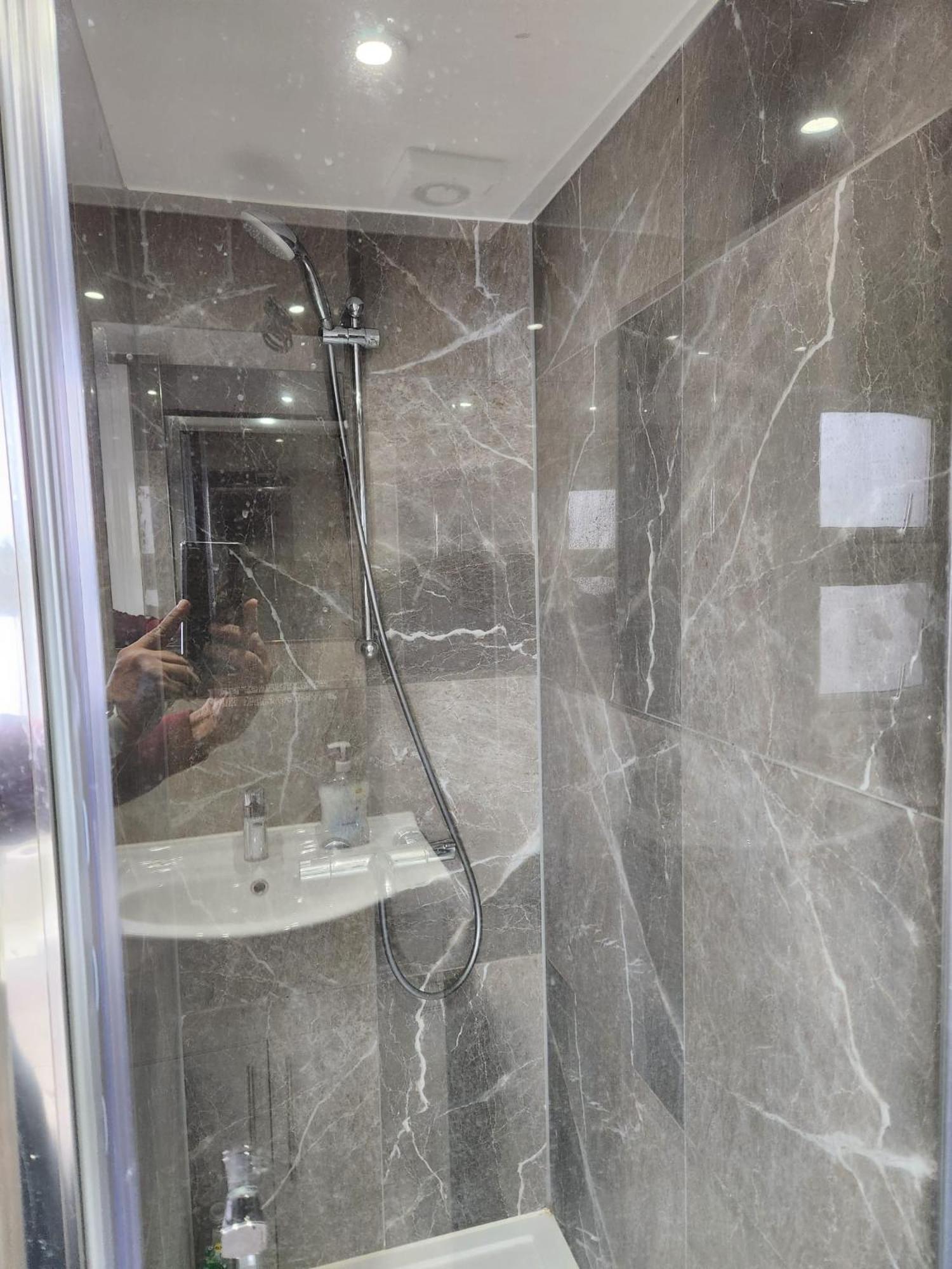 The London En-Suite Ilford Exterior photo