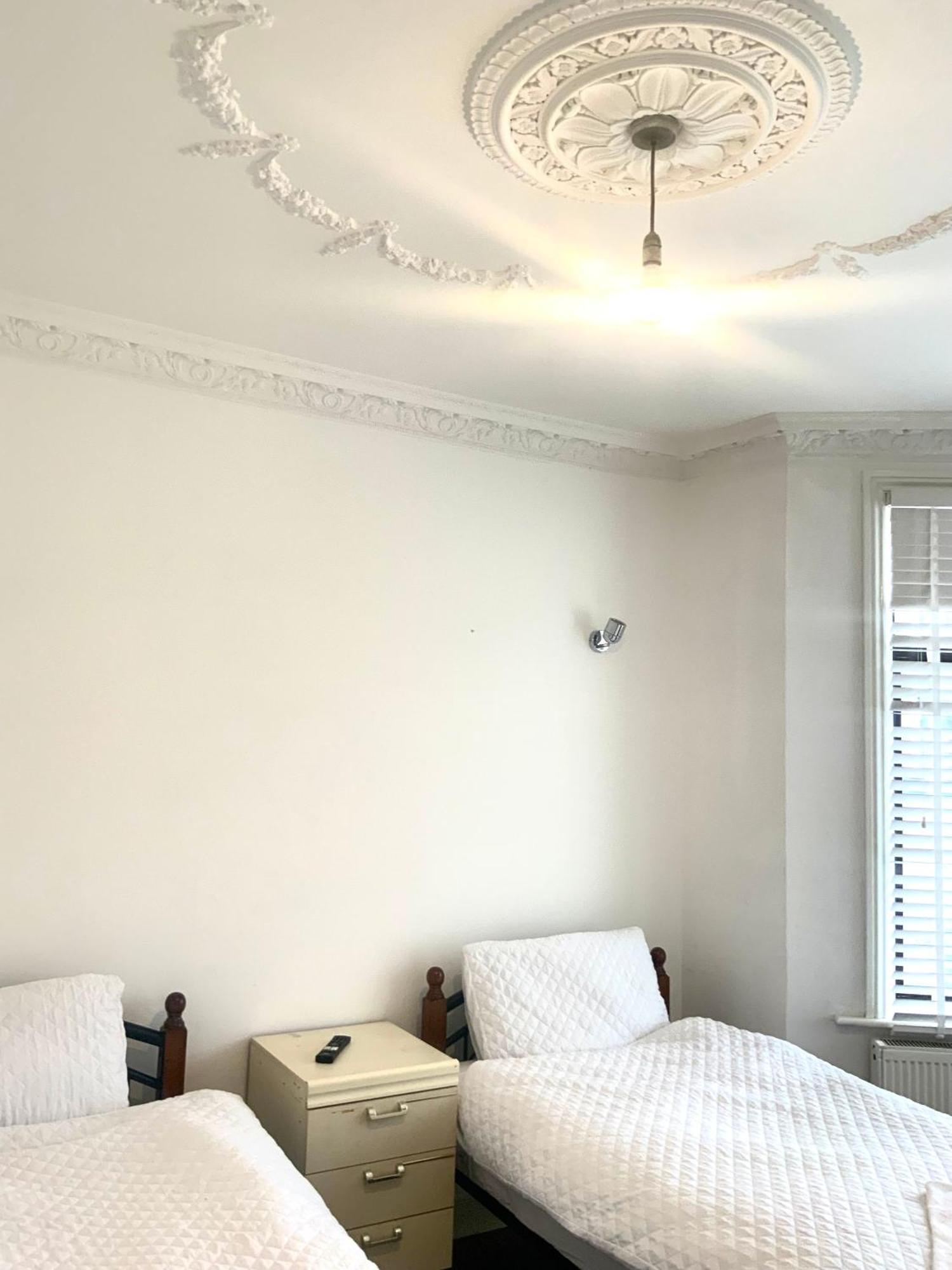 The London En-Suite Ilford Exterior photo