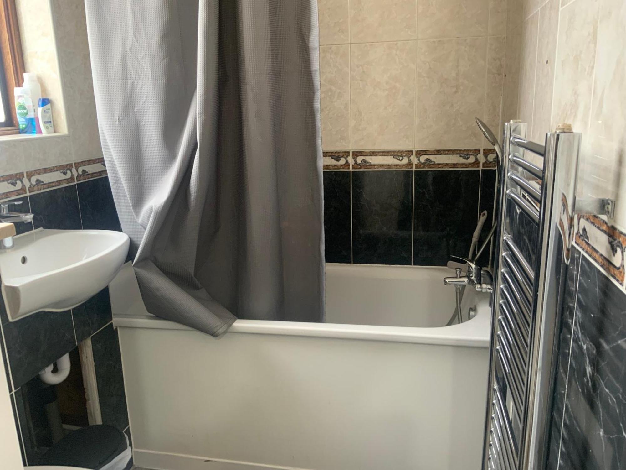 The London En-Suite Ilford Exterior photo