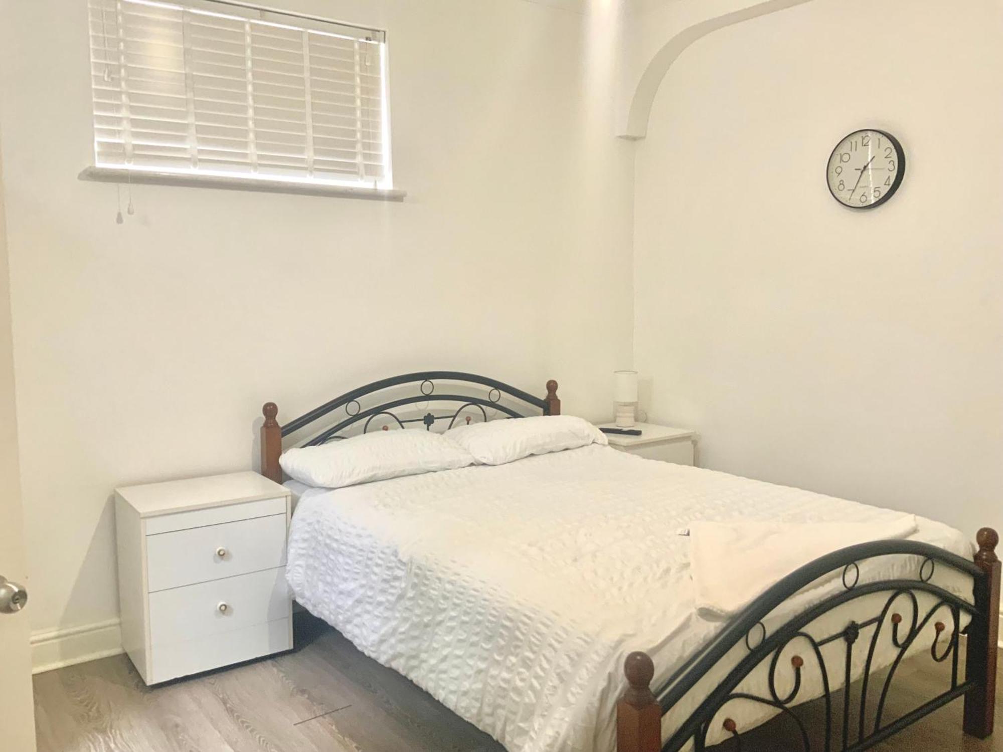 The London En-Suite Ilford Exterior photo