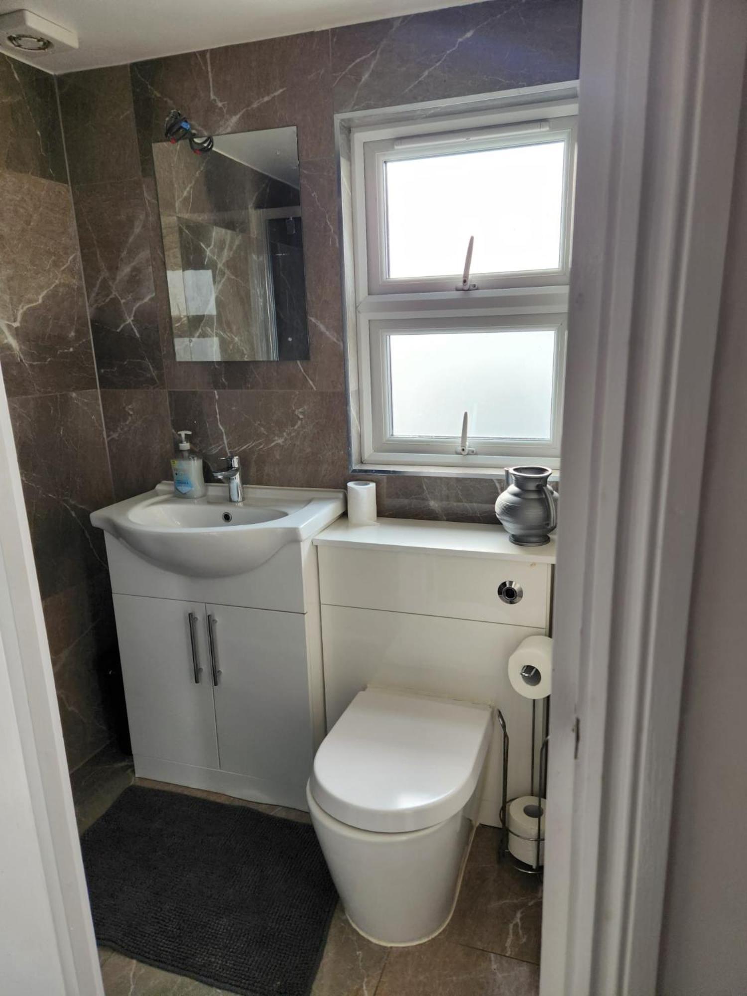 The London En-Suite Ilford Exterior photo
