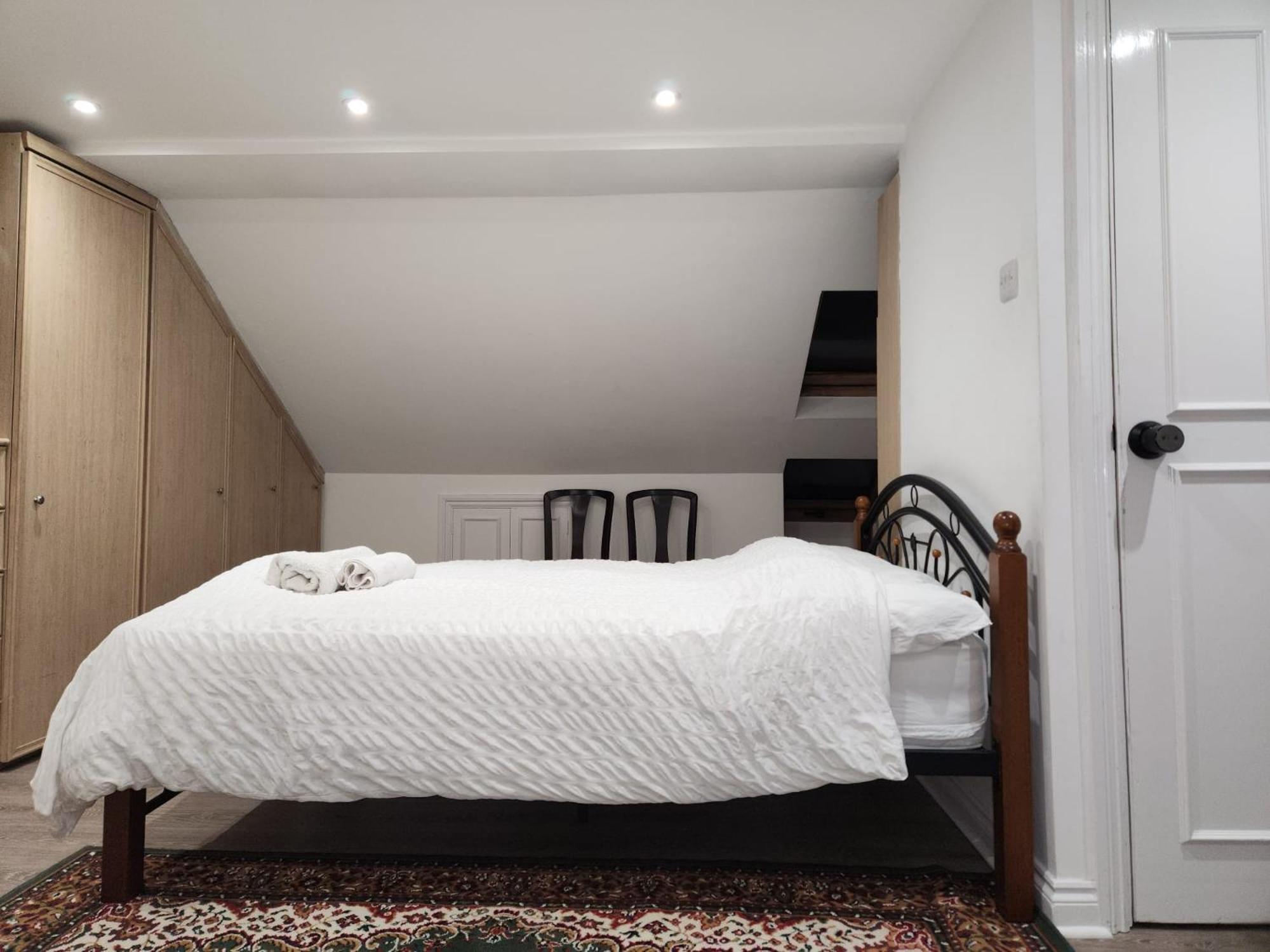 The London En-Suite Ilford Exterior photo